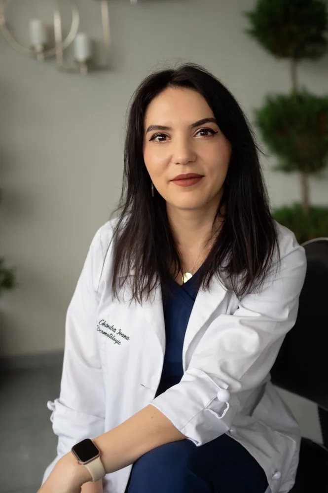 Dr. Ioana Chindriș