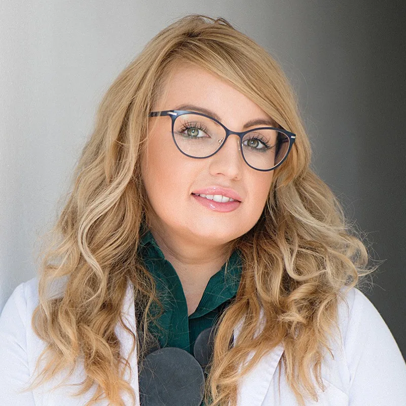 Dr. Mara Sur
